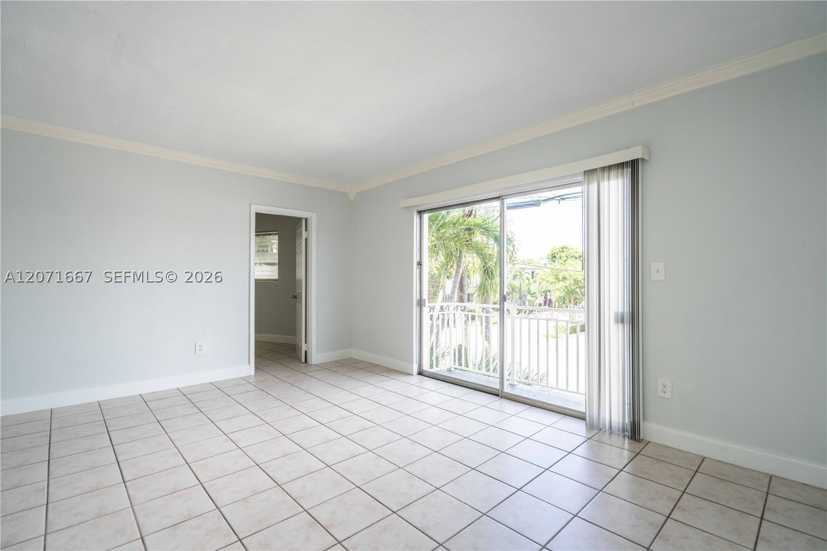 7640 Carlyle Ave – photo 5