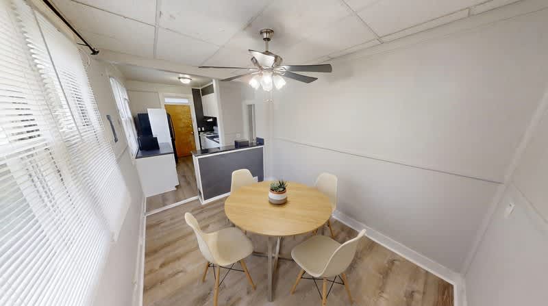 900 Woodlawn Avenue – photo 4