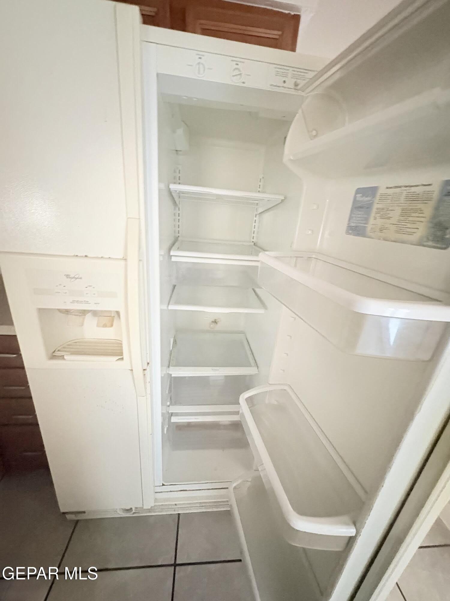 1587 Catham Circle – photo 4