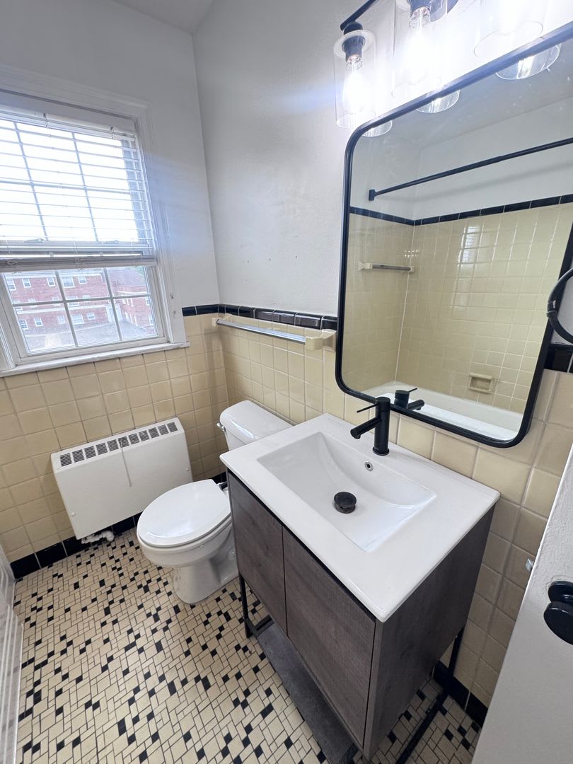 20825 Chagrin Blvd – photo 1