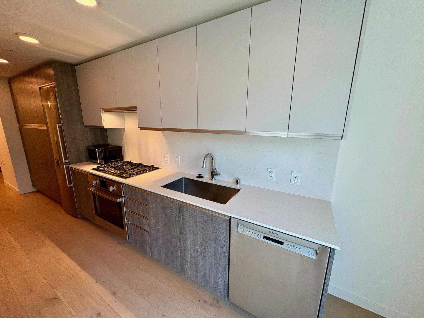 800 Columbia – photo 5
