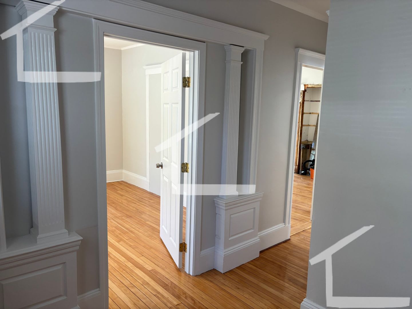 Nice 3 Bed In Oak Square – photo 1