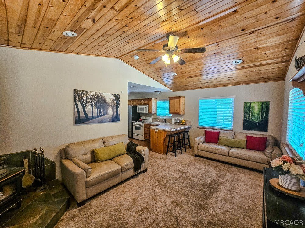 2136 3rd Lane – photo 3