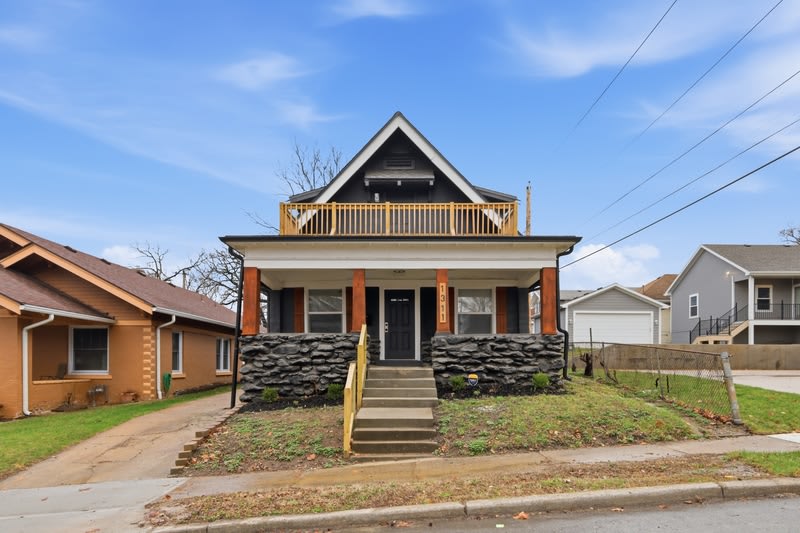 1311 East 29th Street – photo 1