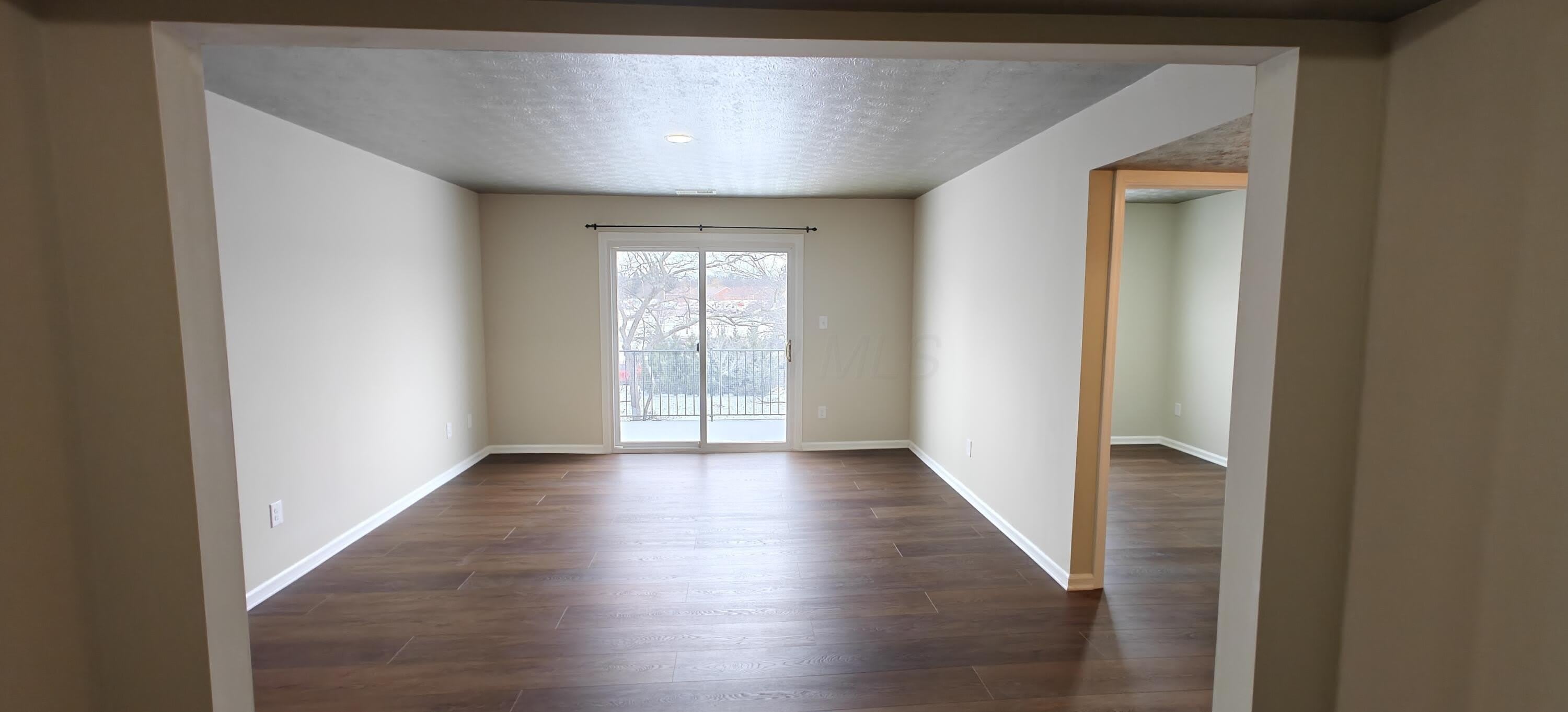 1540 Slade Avenue – photo 5
