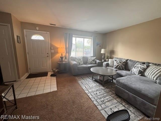 20025 Village Green Court – photo 2