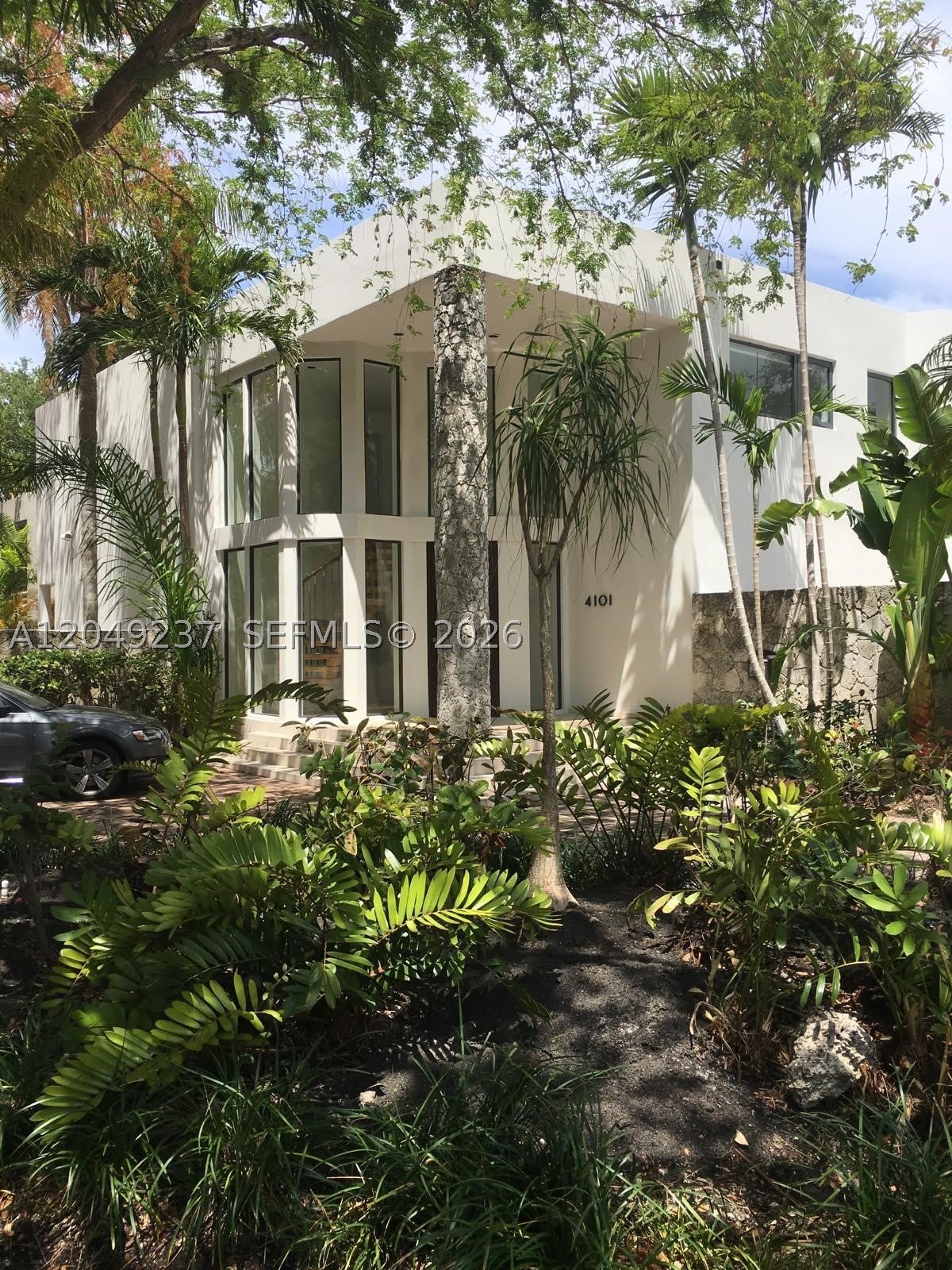 4101 Battersea Rd – photo 1