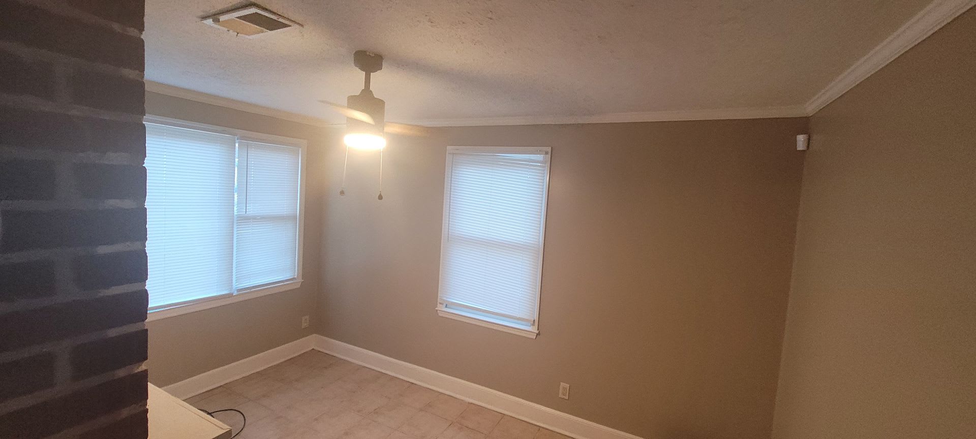 2-bedroom, 1 bathroom – photo 5