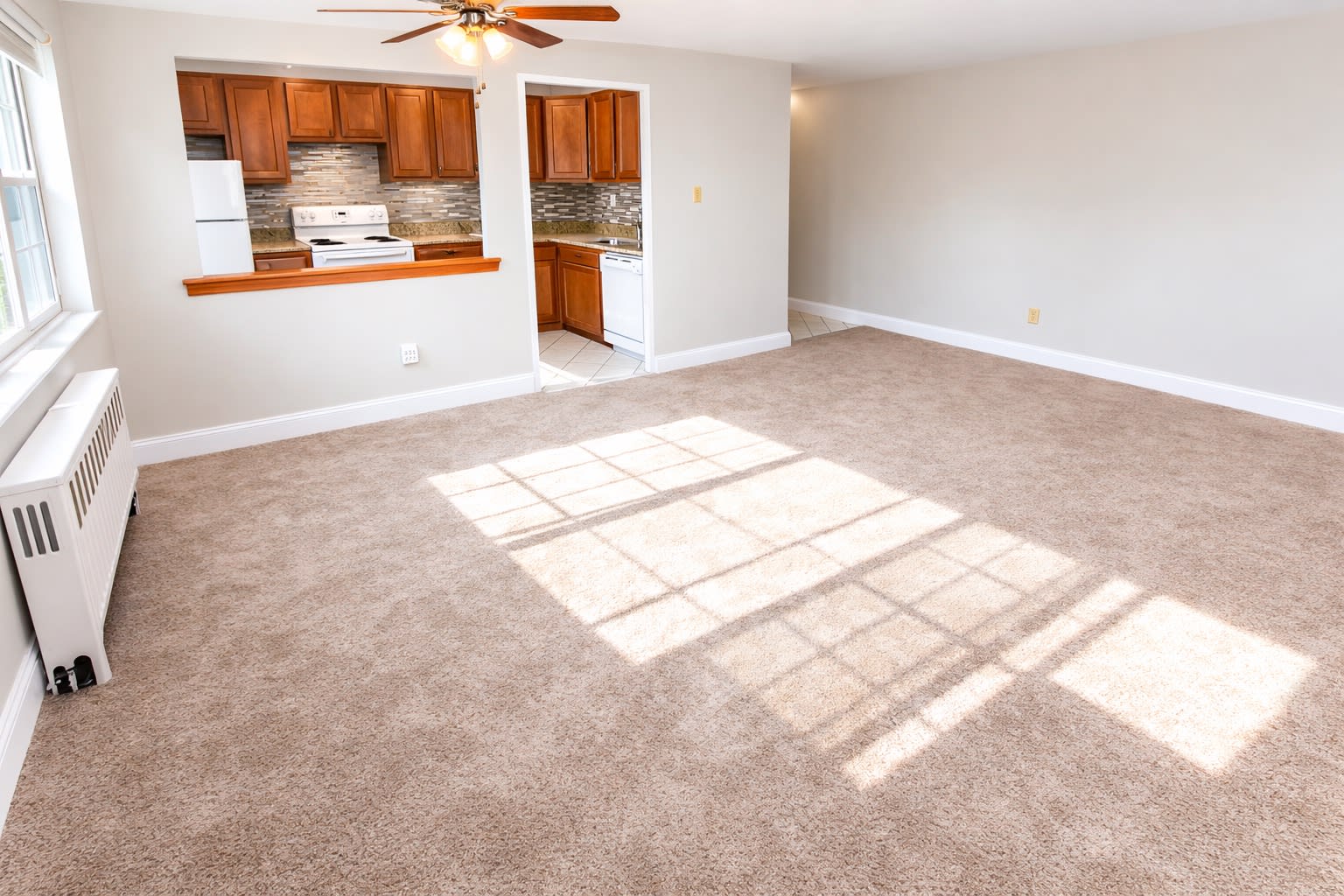 6015 FIFTH AVENUEAPT C-8 – photo 2