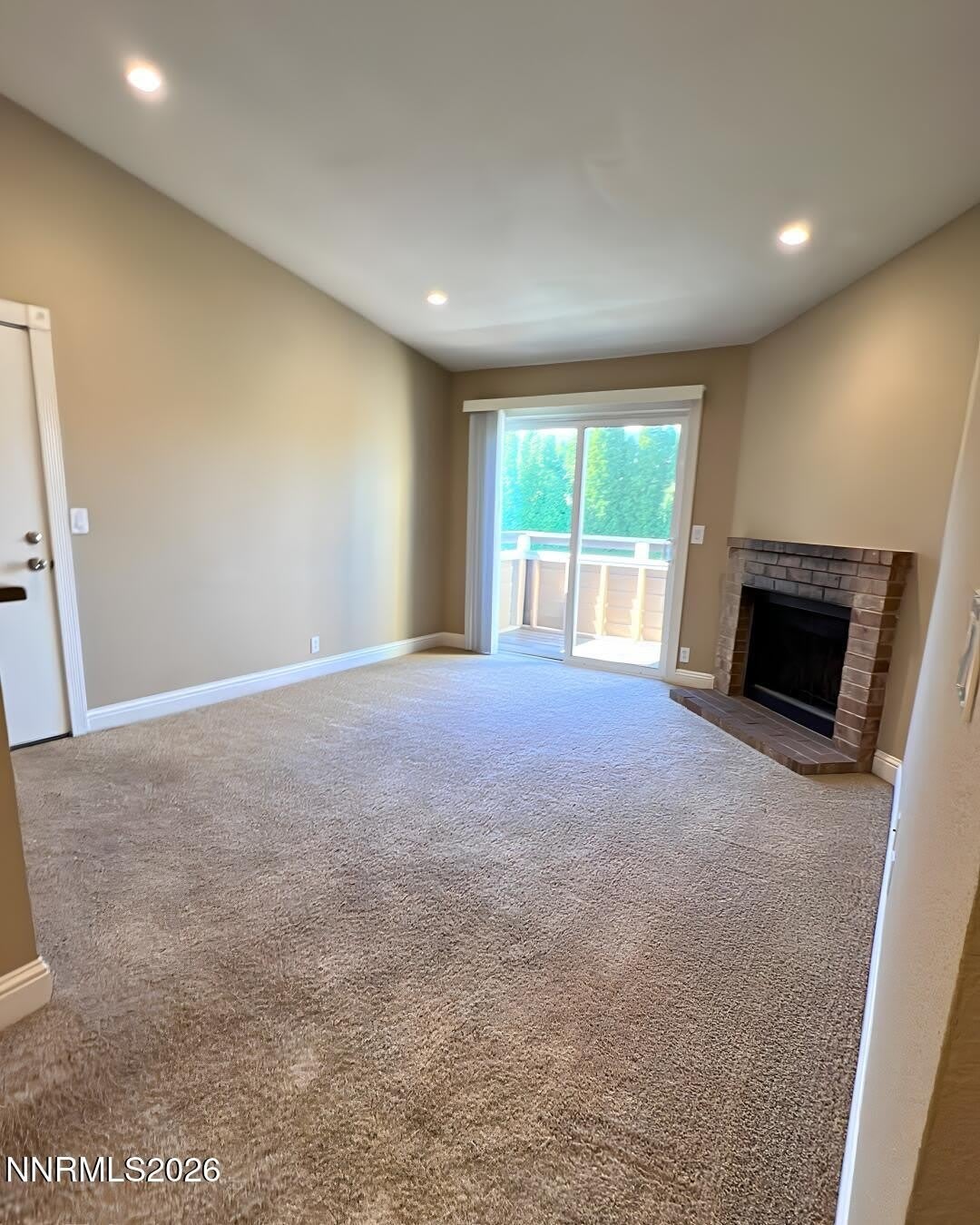 555 E Patriot Boulevard – photo 2