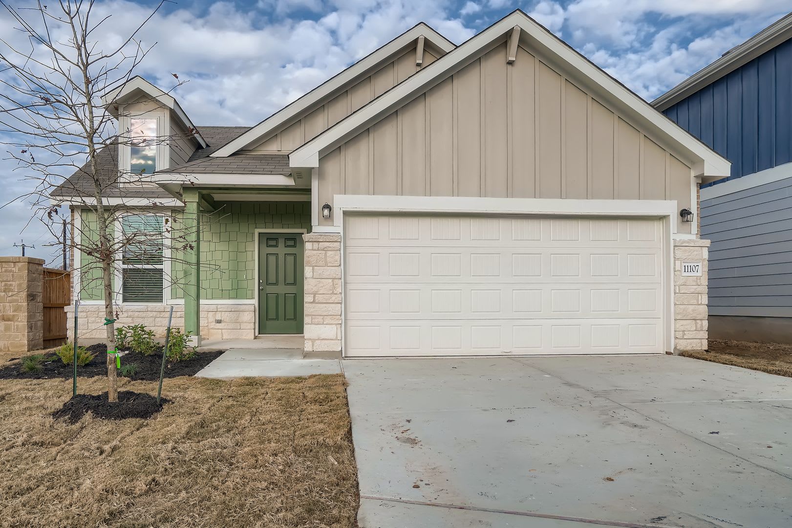 4BR/2BATH ONE-STORY IN DAVIS RANCH SUBDIVISION – photo 2