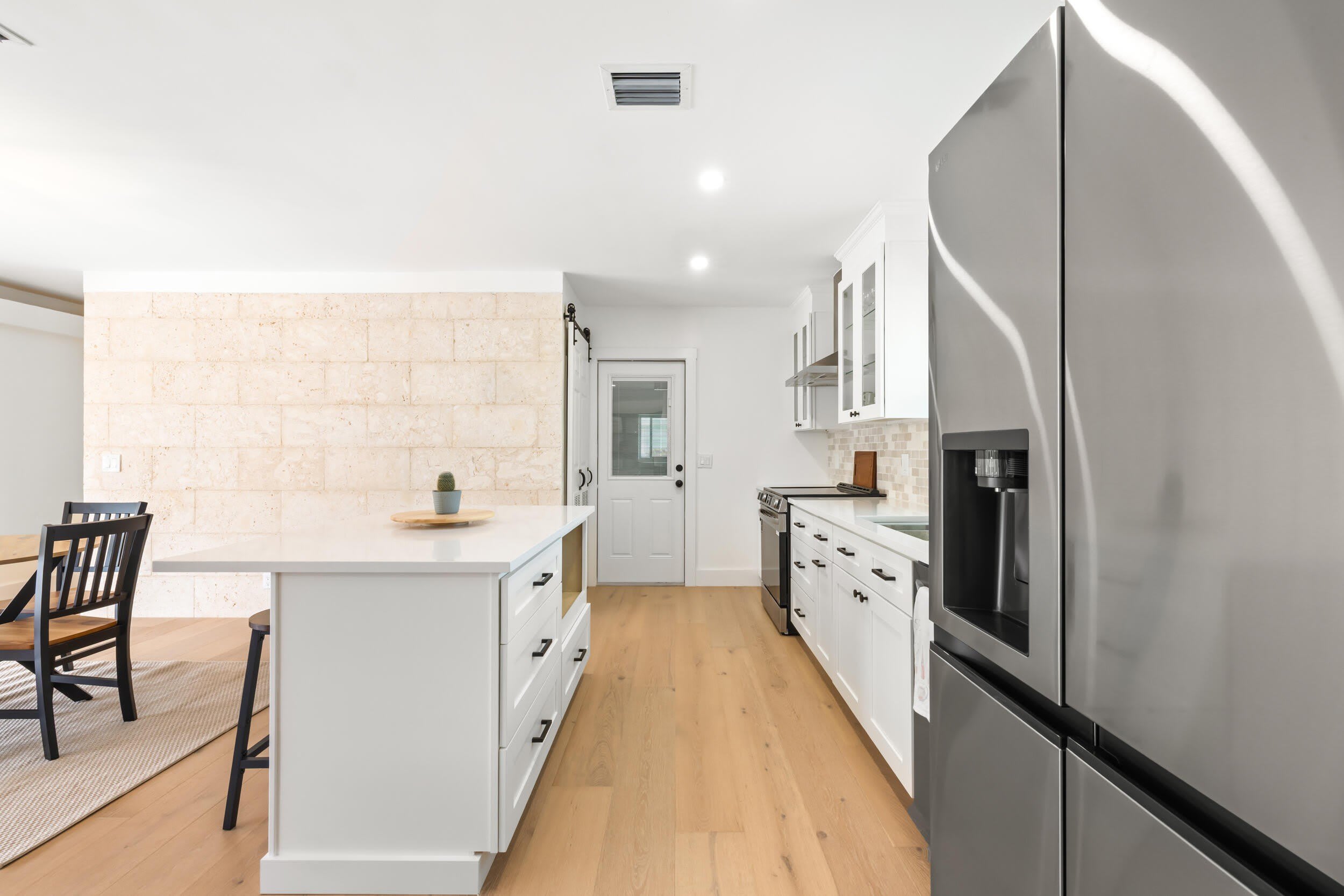 461 Apollo Drive – photo 5
