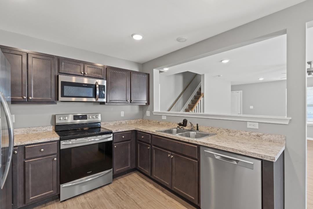 6069 Arbor Wds Way – photo 5