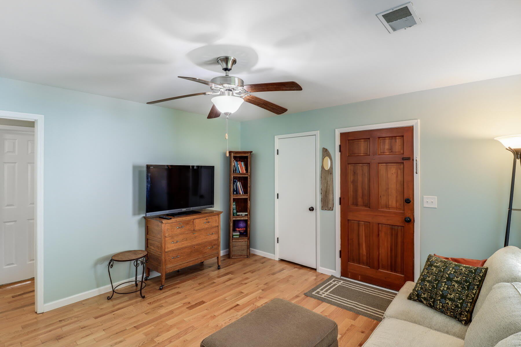 1728 Pinckney Park Drive – photo 3