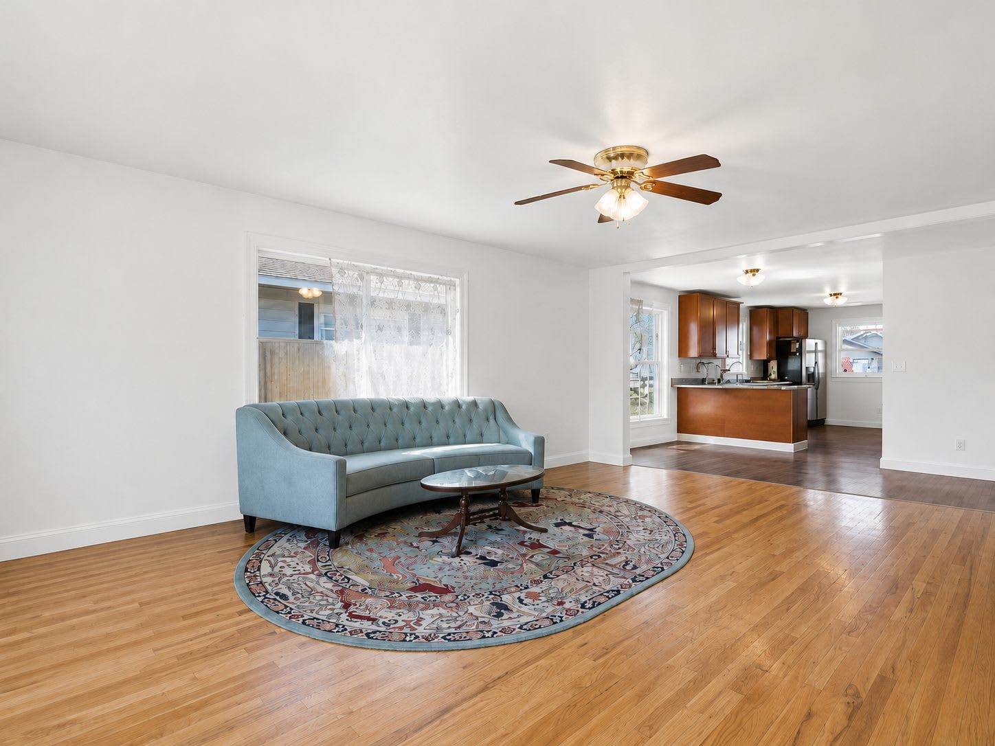 215 17th Ave S – photo 3