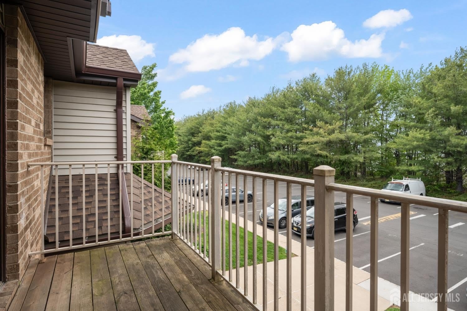 4410 Birchwood Court – photo 2