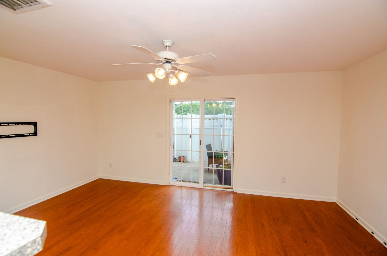 1790 Red Jacket Dr – photo 5