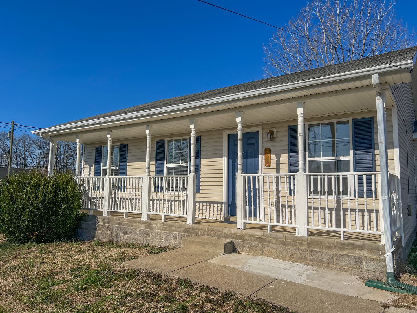 Move-In Special Available! Charming 3-Bedroom, 2-Bath Home with Rocking Chair Front Porch – photo 2