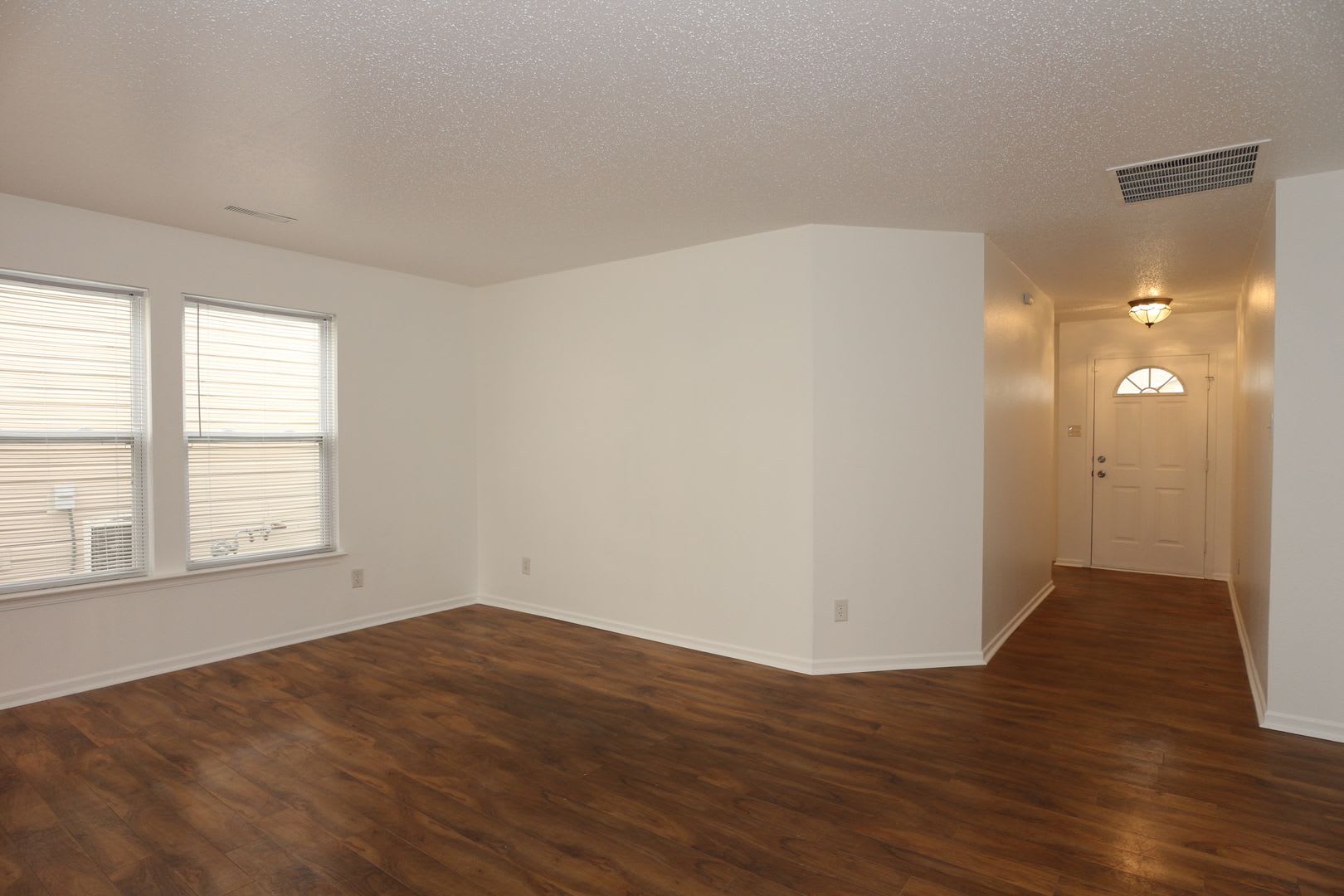 3 Bedroom Moeller Estates Home! – photo 2