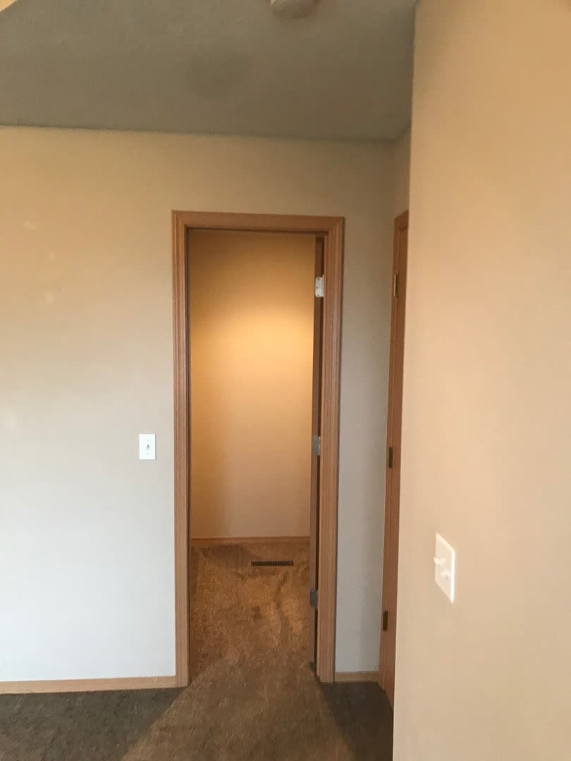 Wonderful Duplex In Clever Mo Available Now – photo 5