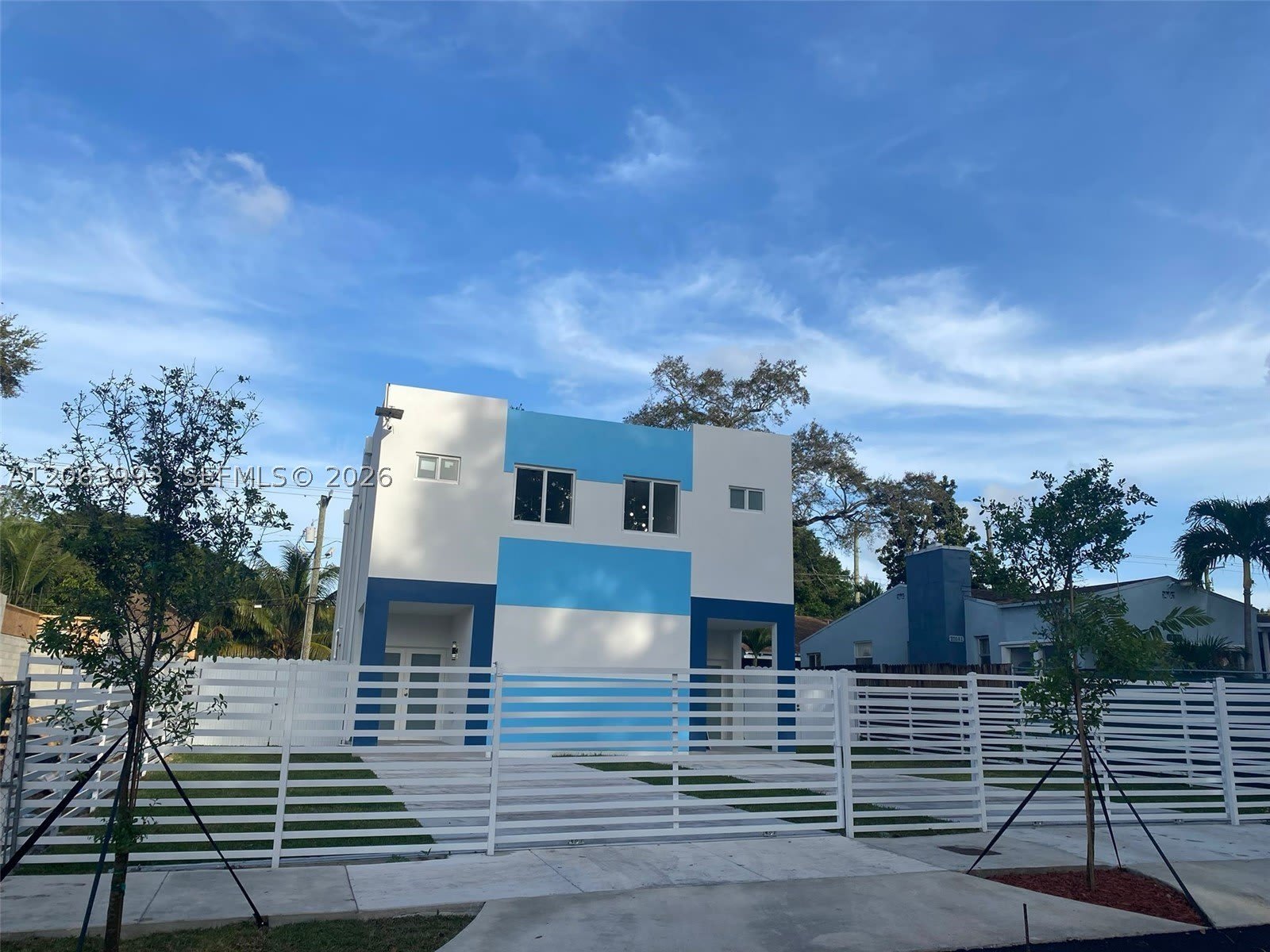 2100 Nw 102Nd St – photo 2