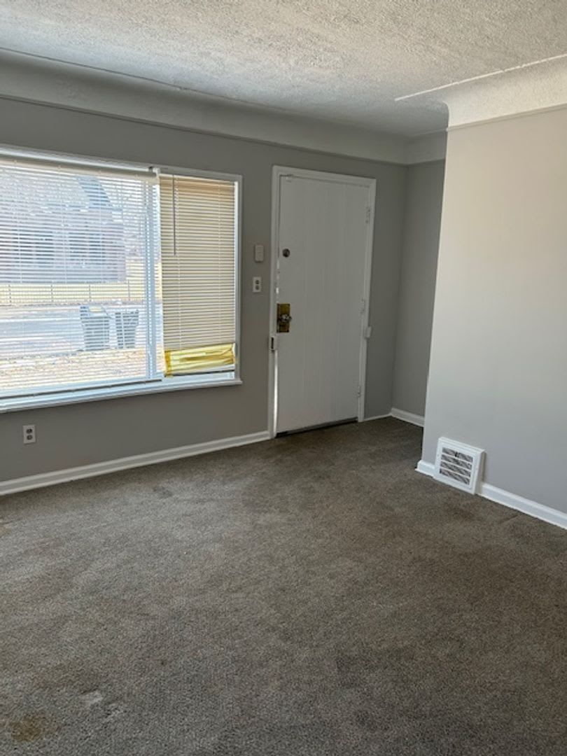 Cozy 3 bedroom bungalow – photo 2