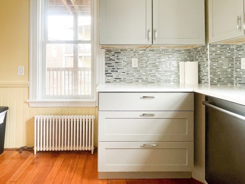 381 Centre St 2 – photo 4