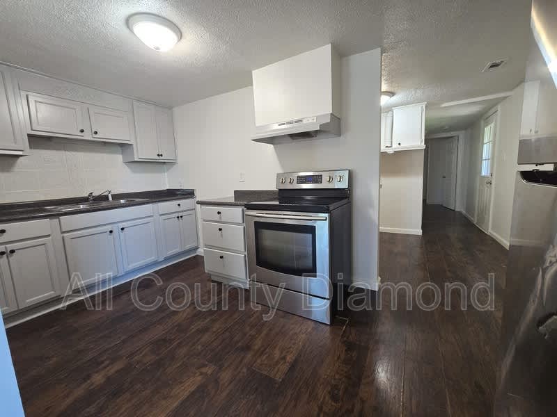 237 Helen Avenue – photo 4