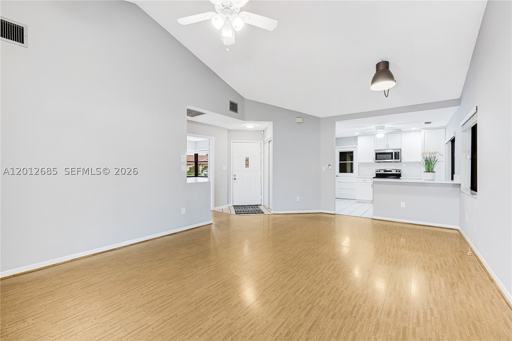 11301 Sw 4Th St – photo 2
