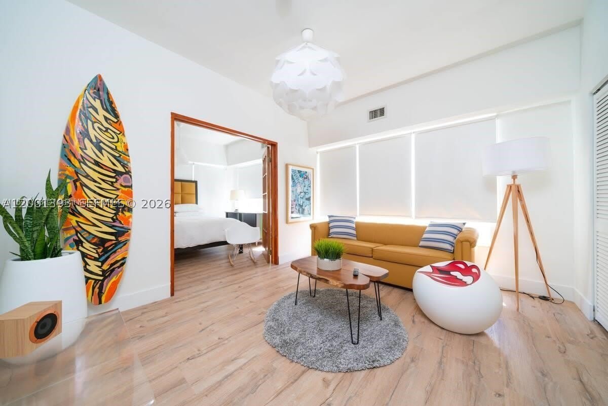 227 1st St – photo 2