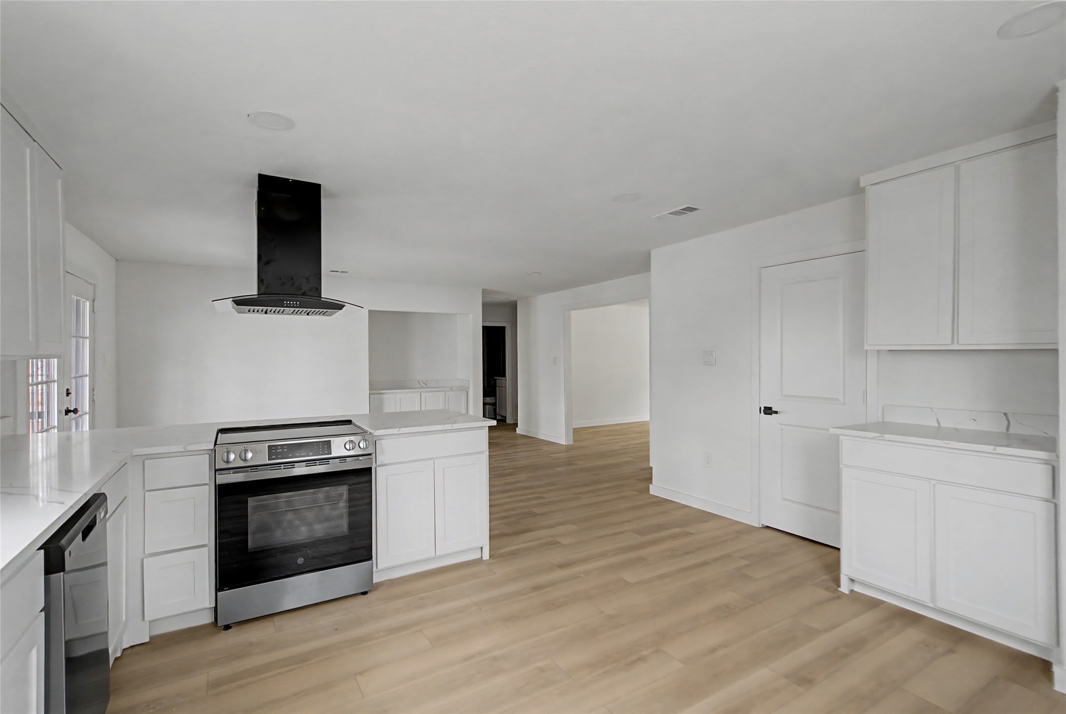 1411 W Gandy Street – photo 2