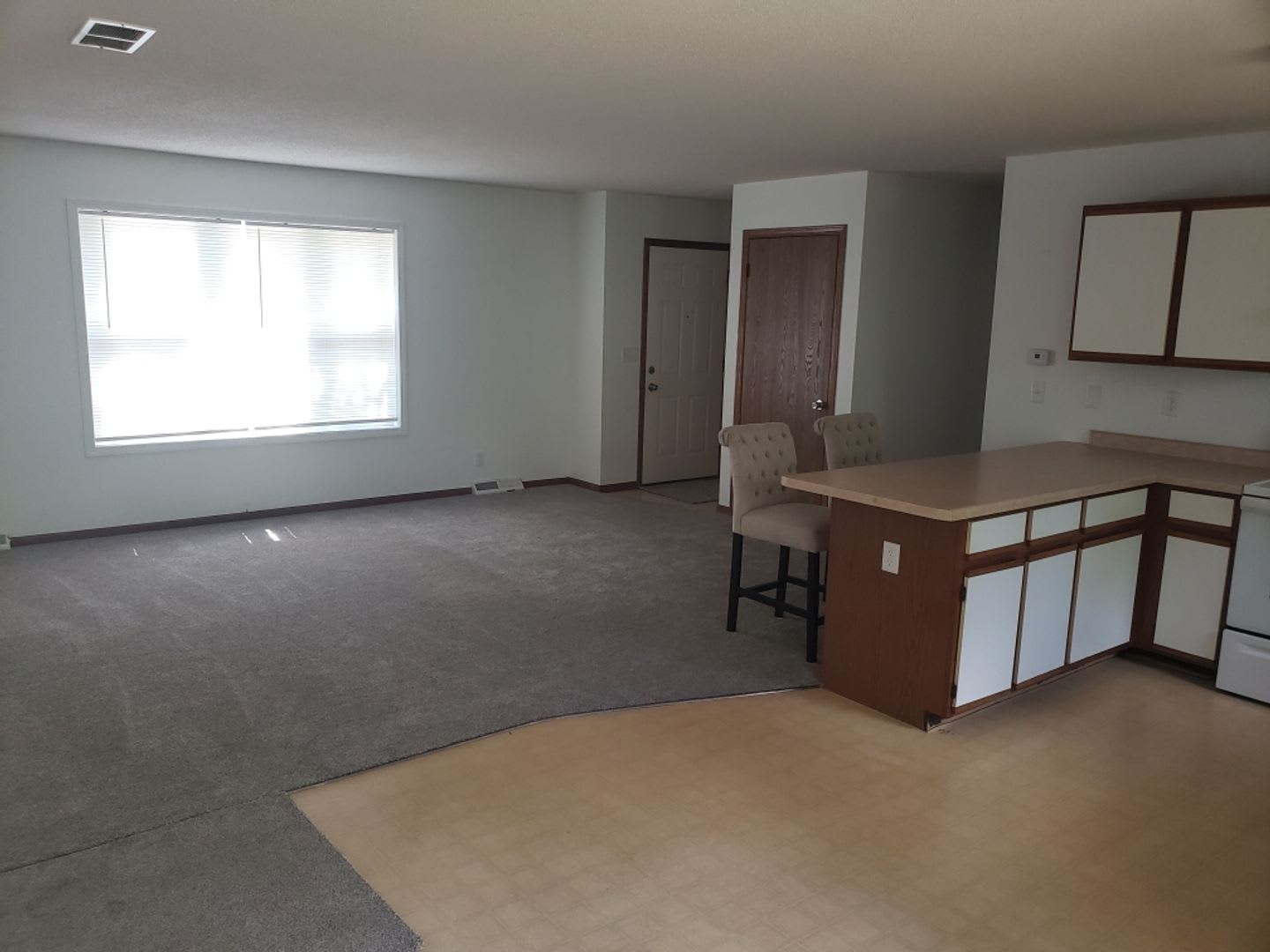 2310 E Lexington Blvd – photo 4