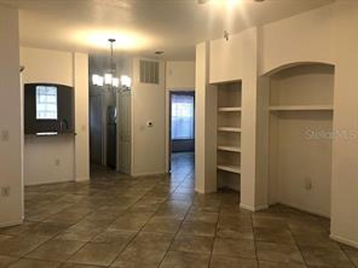1 Bedroom / 1 Bath Condo in Lake Mary Available Now! – photo 3