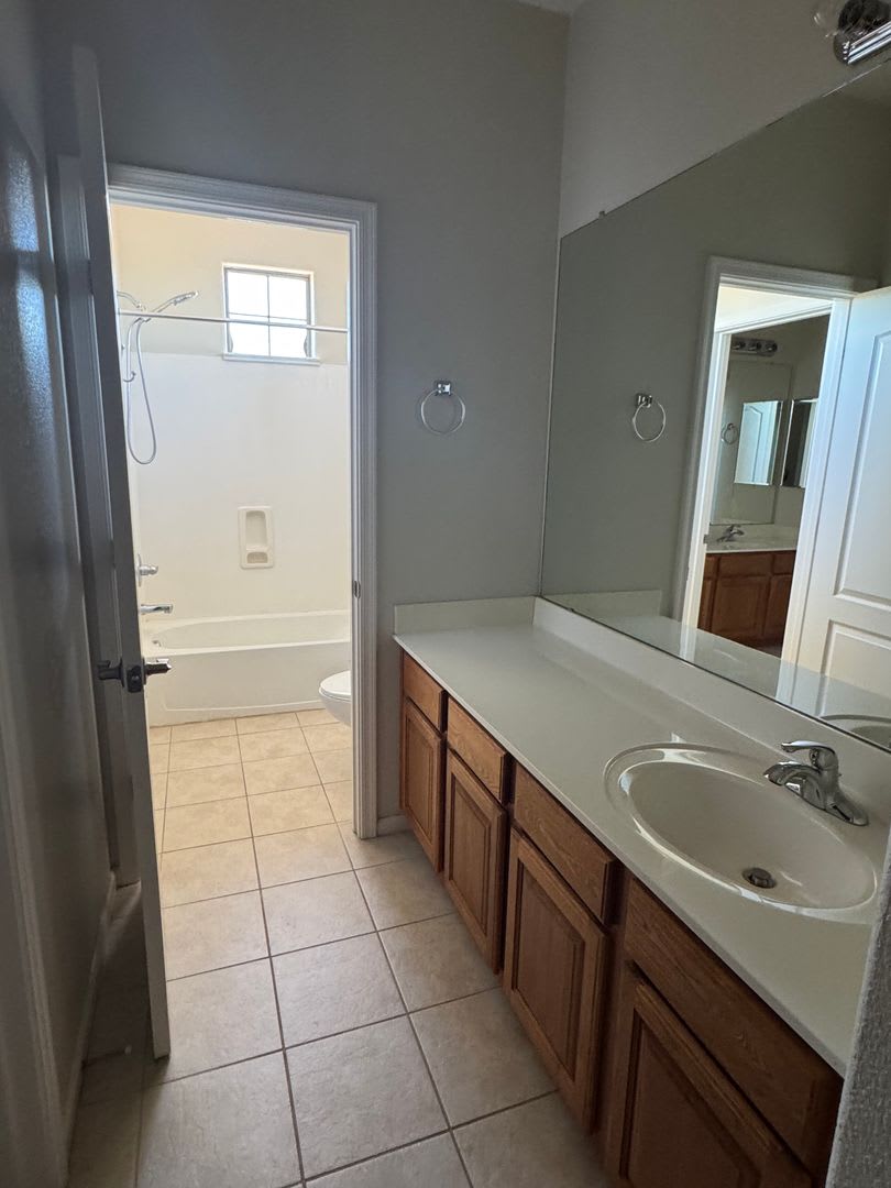 13518 W CYPRESS ST – photo 4