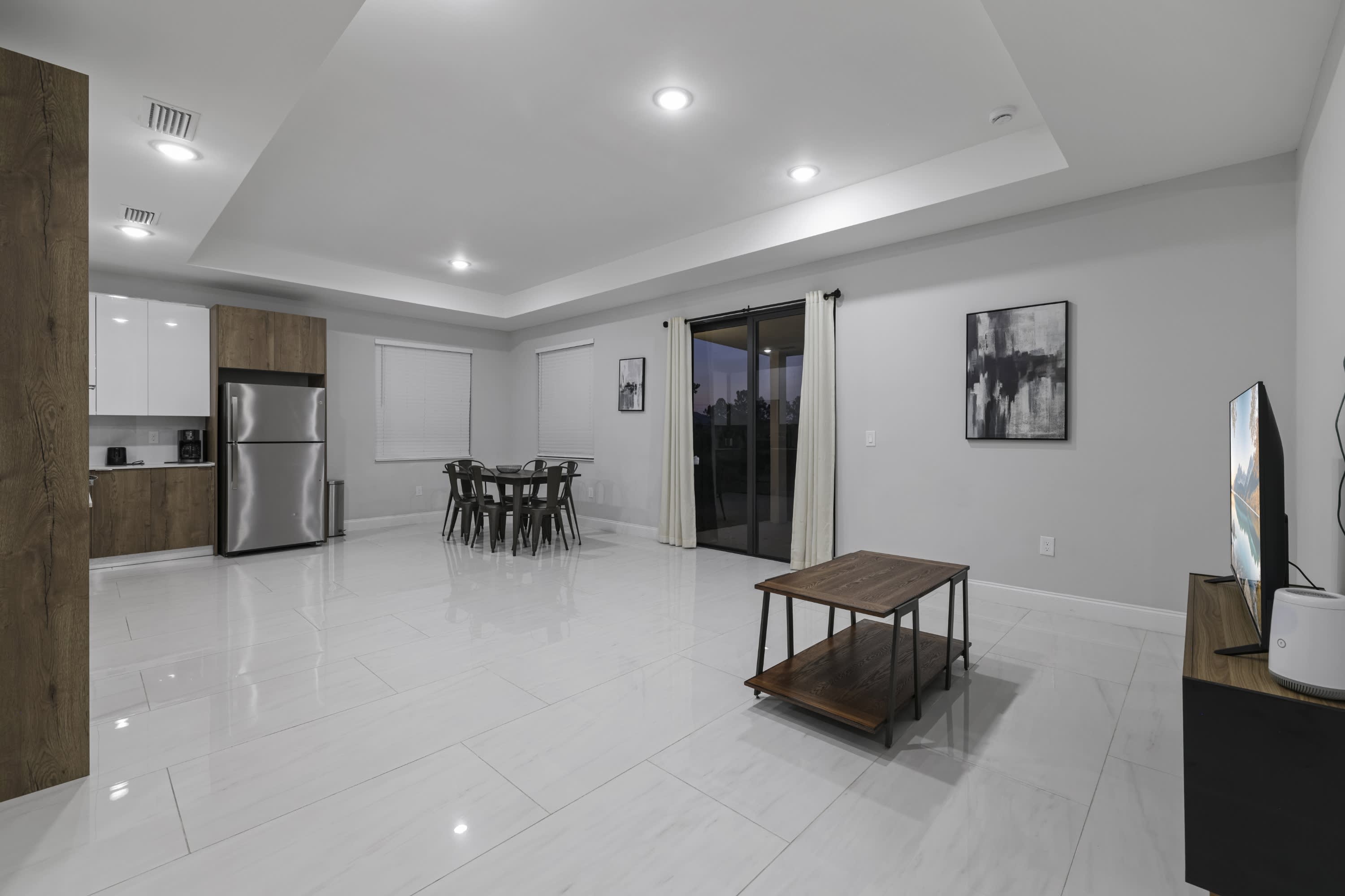 2906 65Th Street West – photo 3