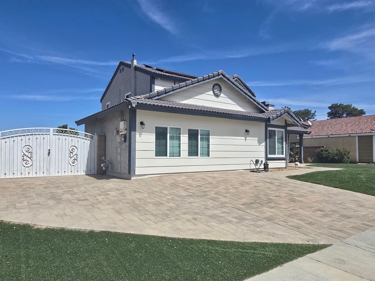 1621 W Newgrove St, Lancaster, CA 93534 – photo 3