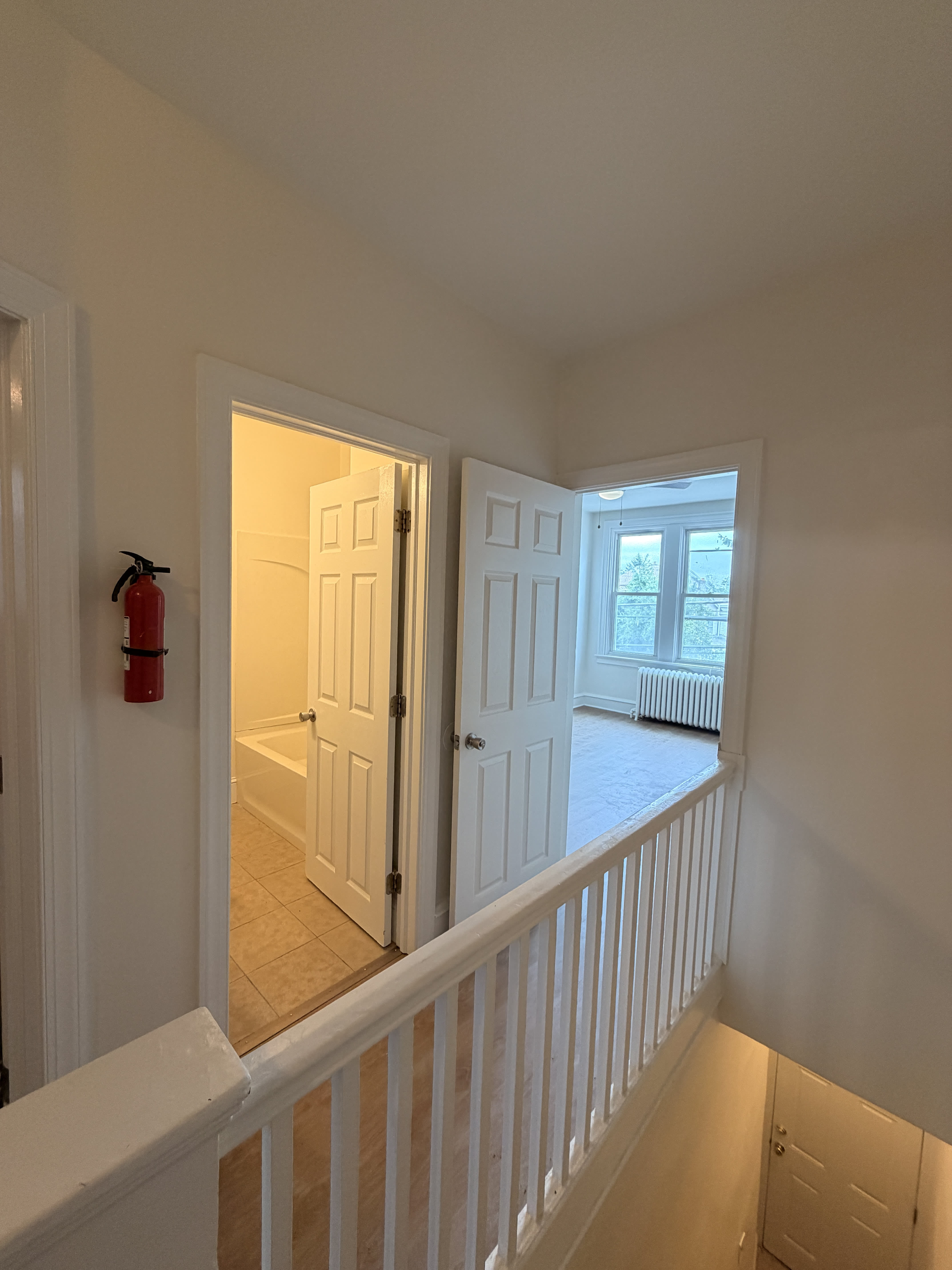 7774 Montgomery Ave – photo 2