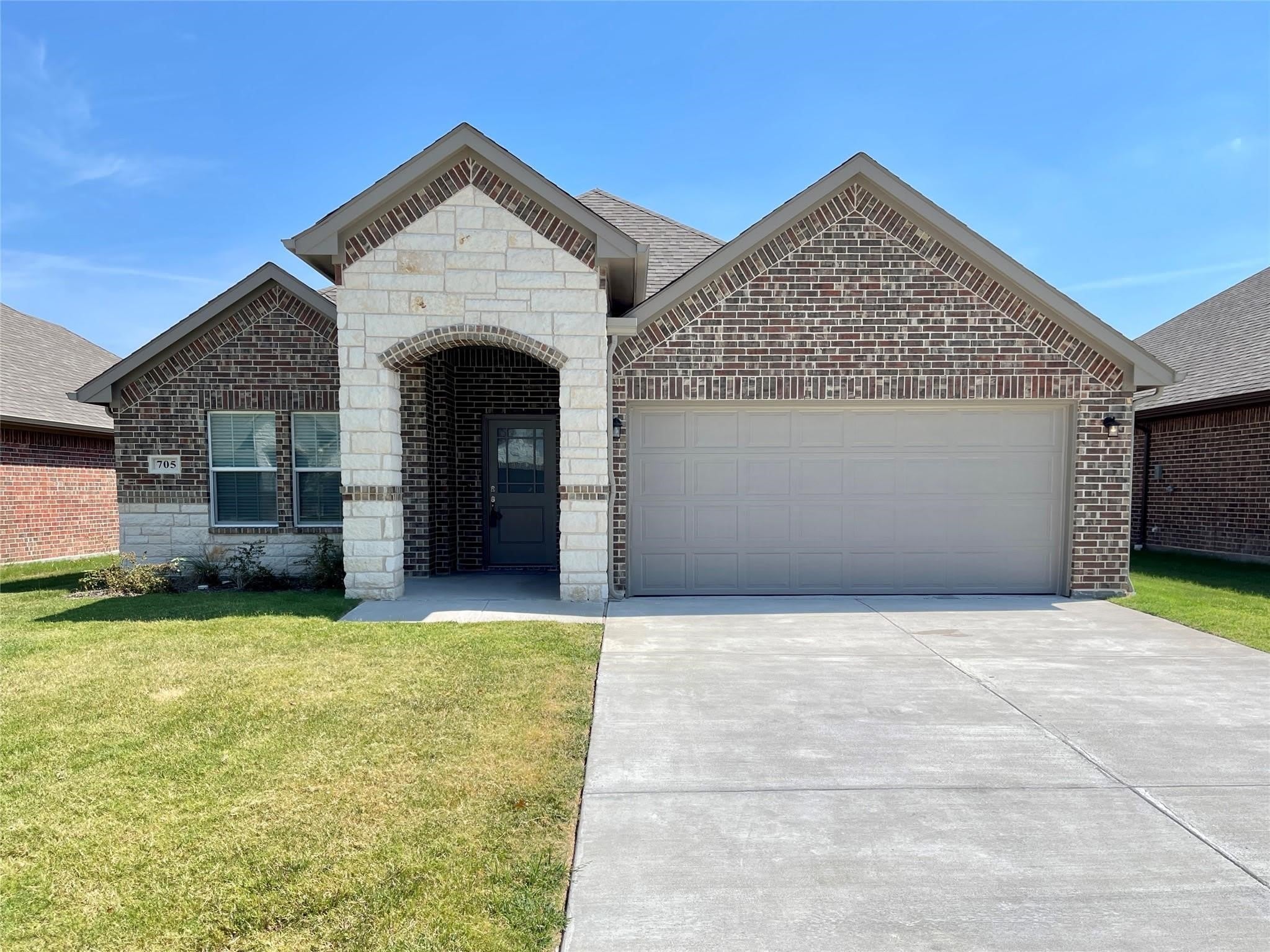705 Tippit Lane – photo 1
