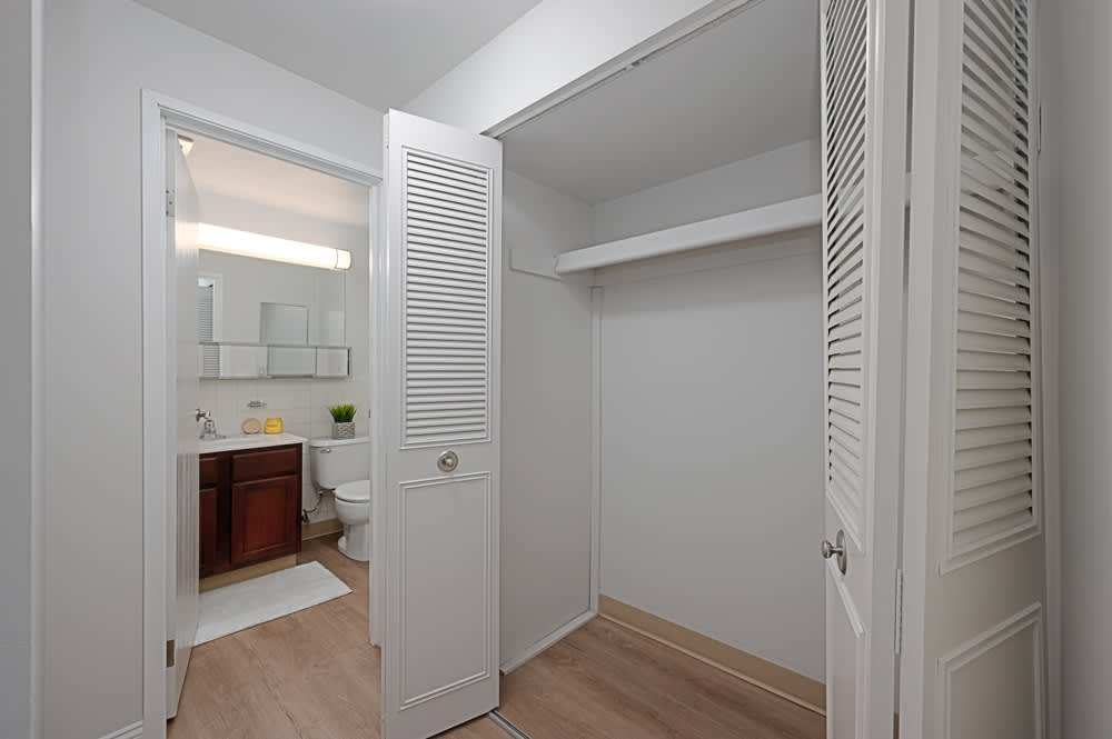 Williamsburg Estates – photo 4