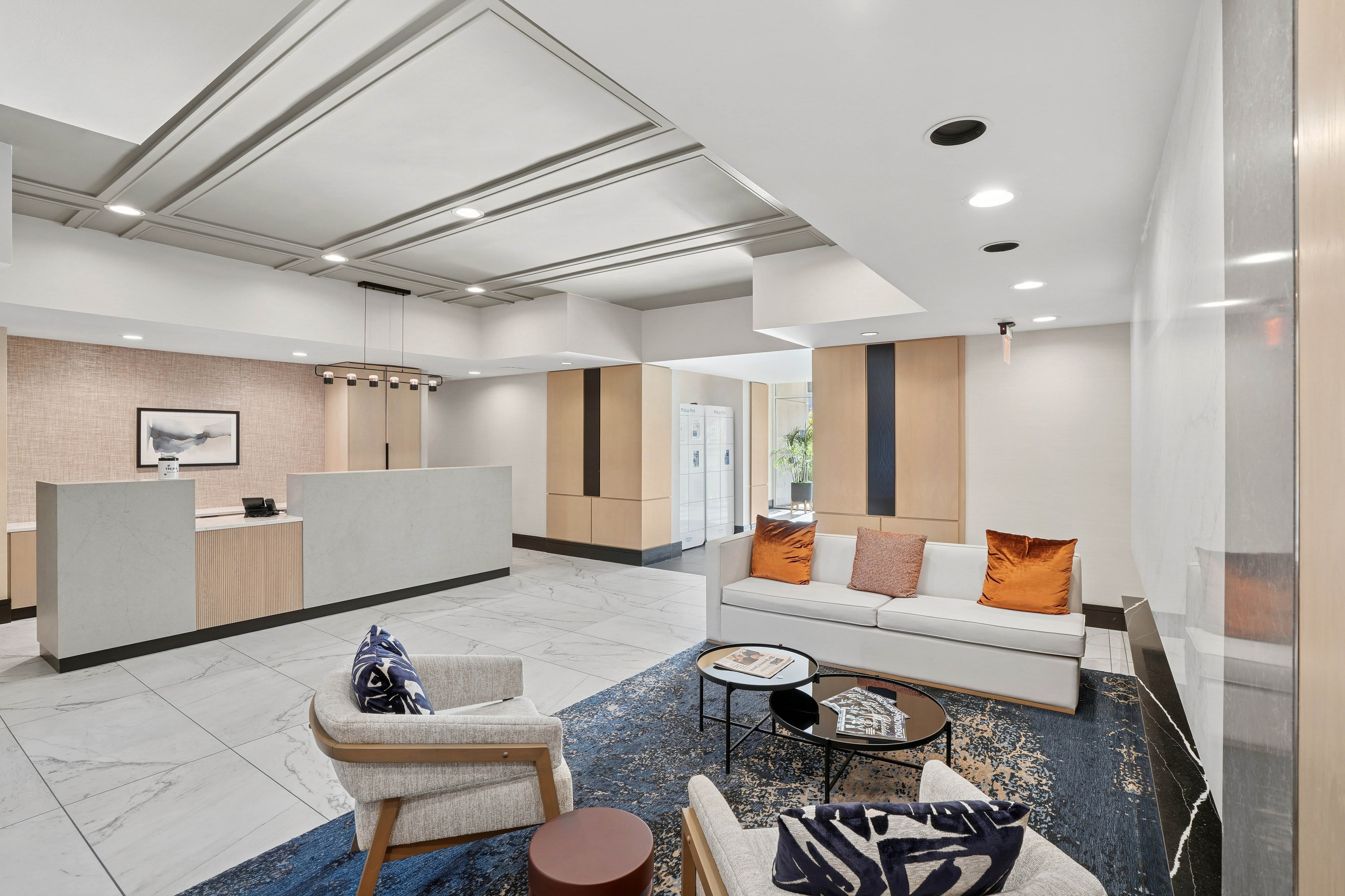 Center Place – photo 2