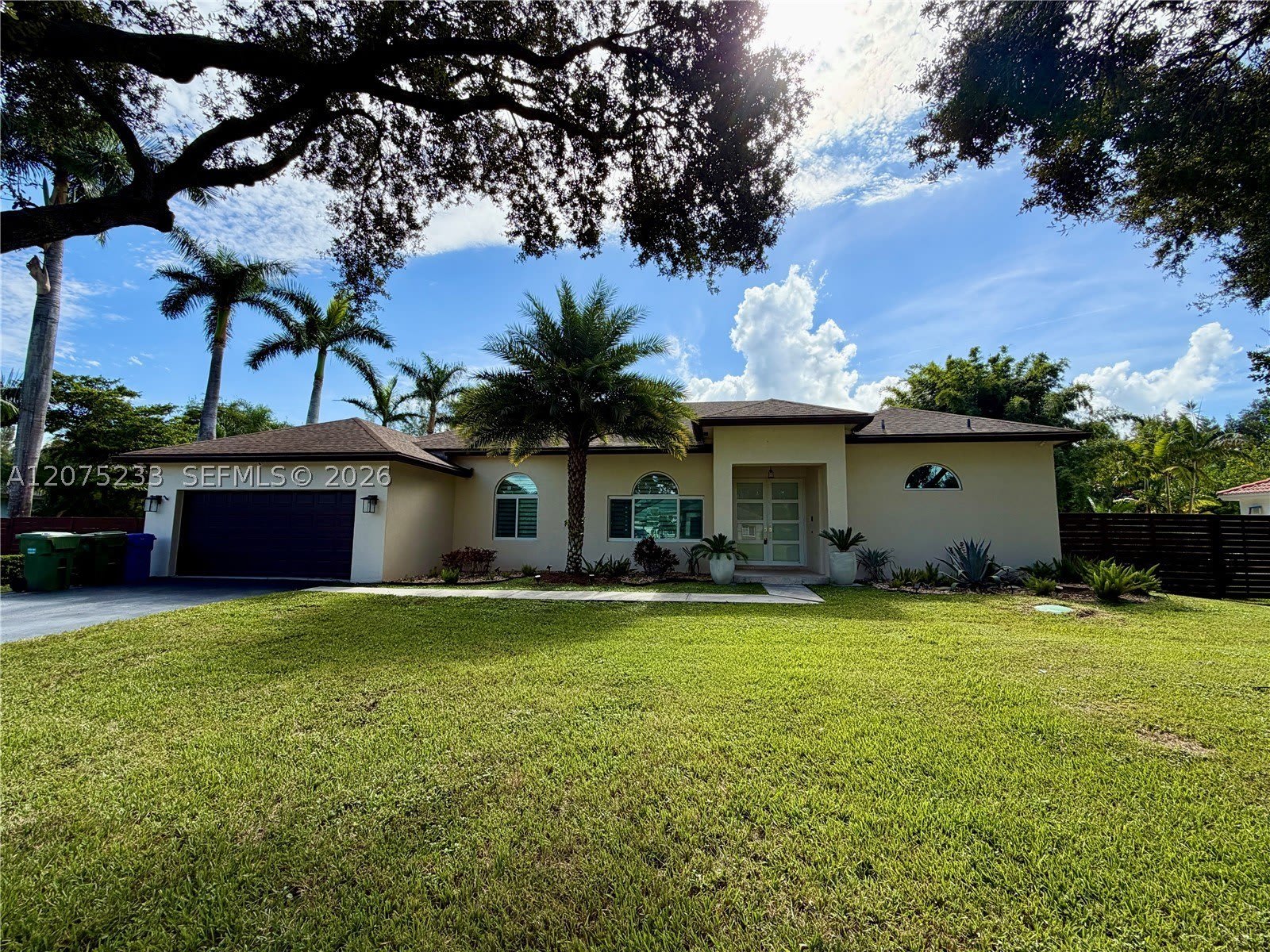 5600 SW 199th Ave – photo 1