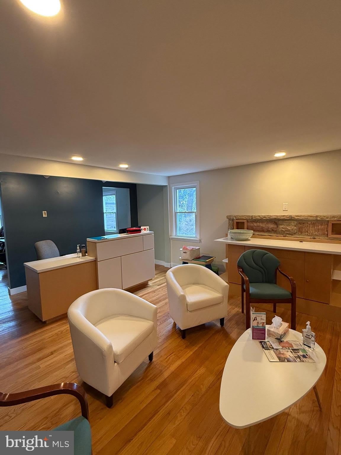 5015 E Trindle Road – photo 4