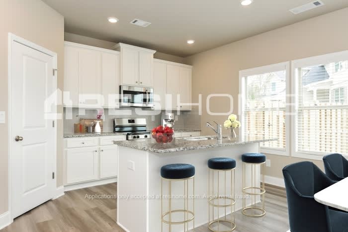88 Rockaway Drive South – photo 4