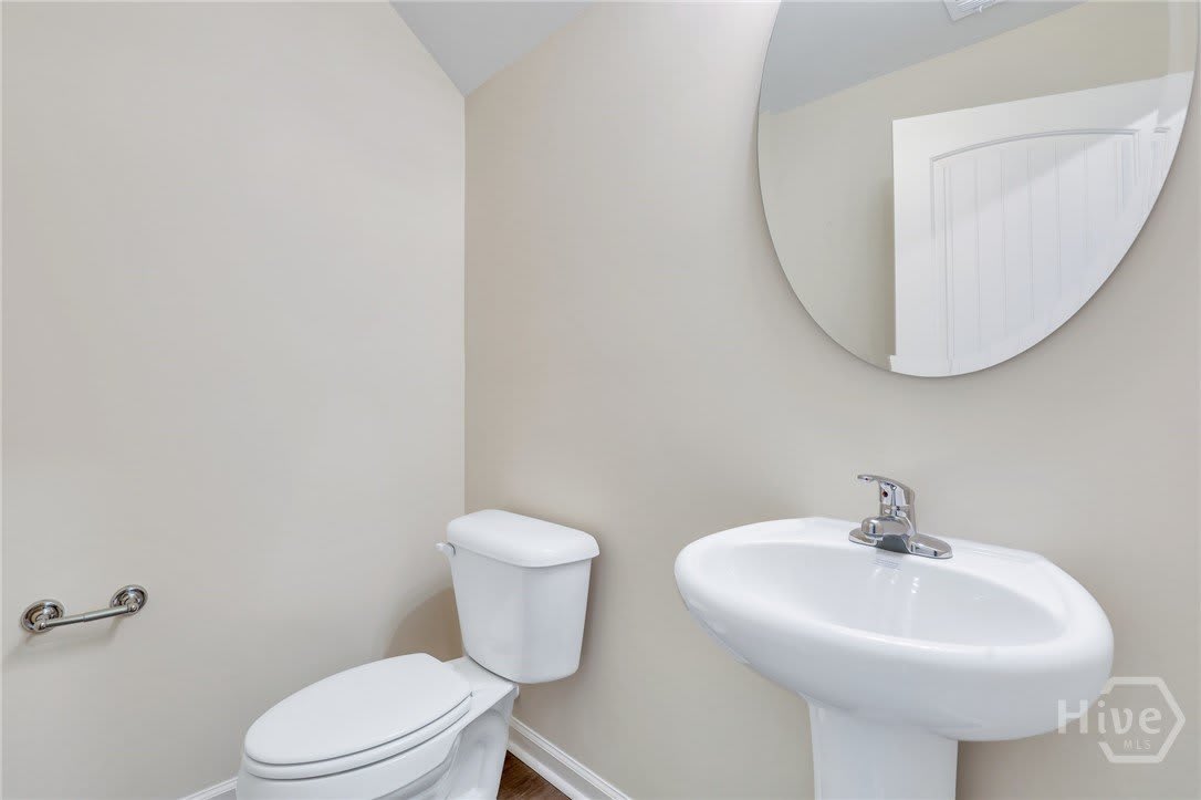 211 Vinesville Court – photo 3