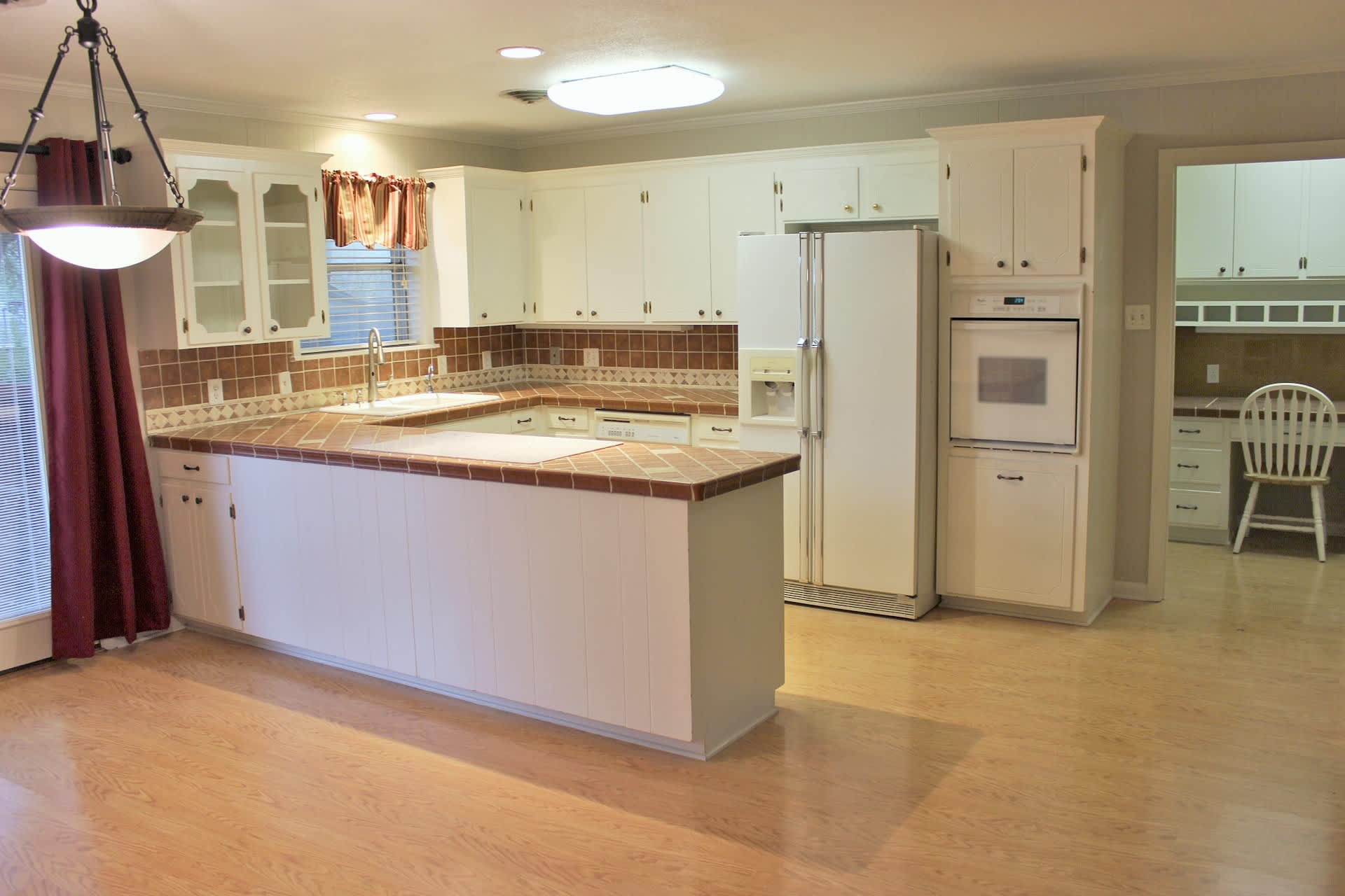 1003 Oakridge – photo 2