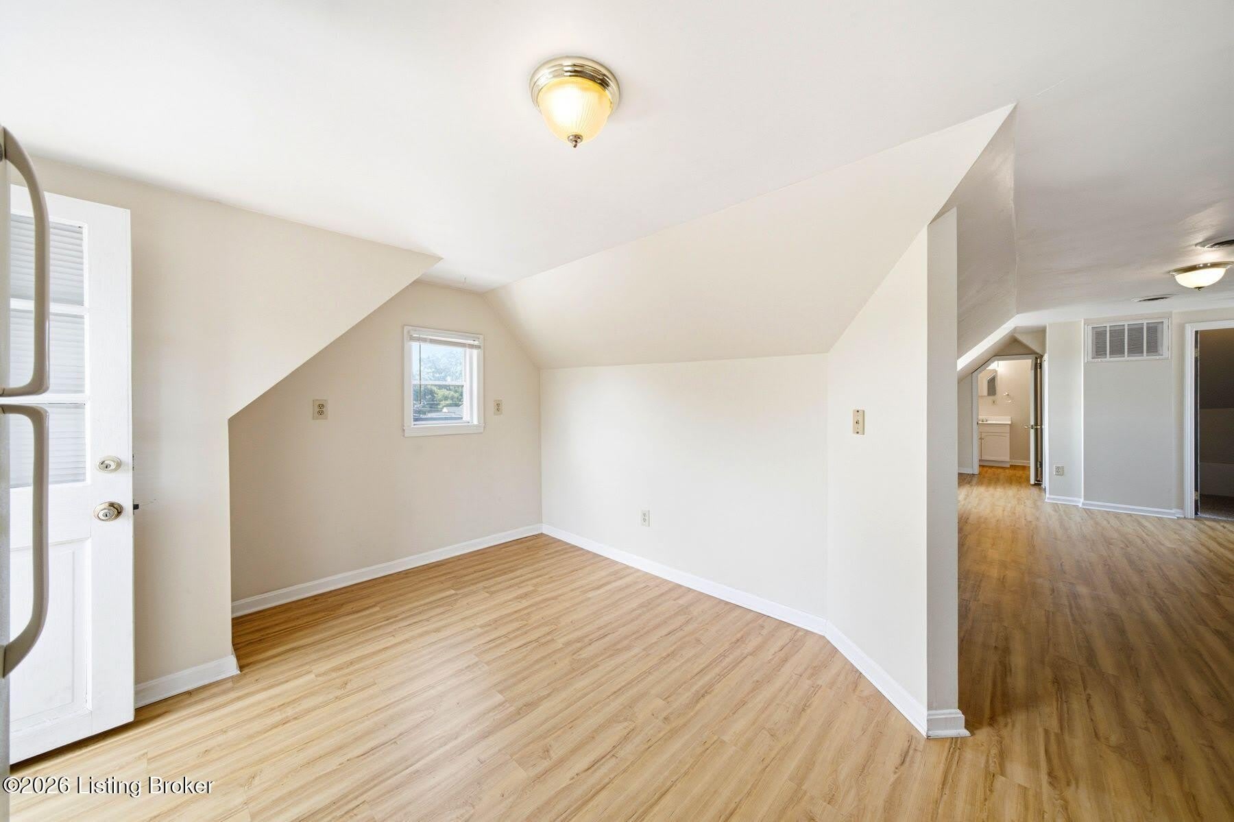 1612 Ellwood Ave – photo 5