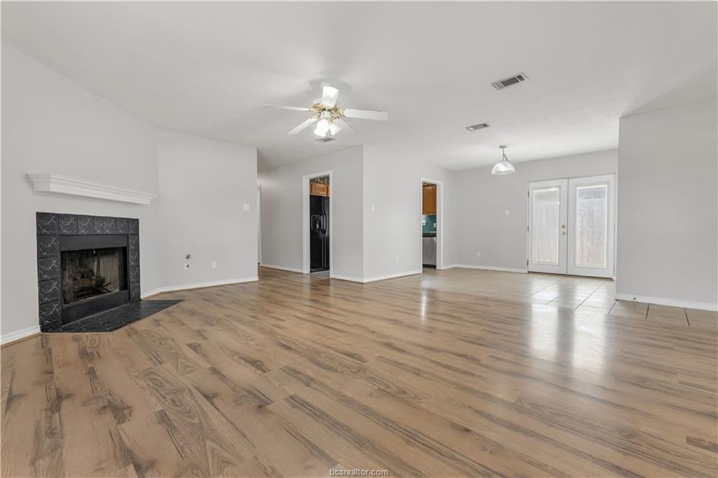 826 Azalea Court – photo 2