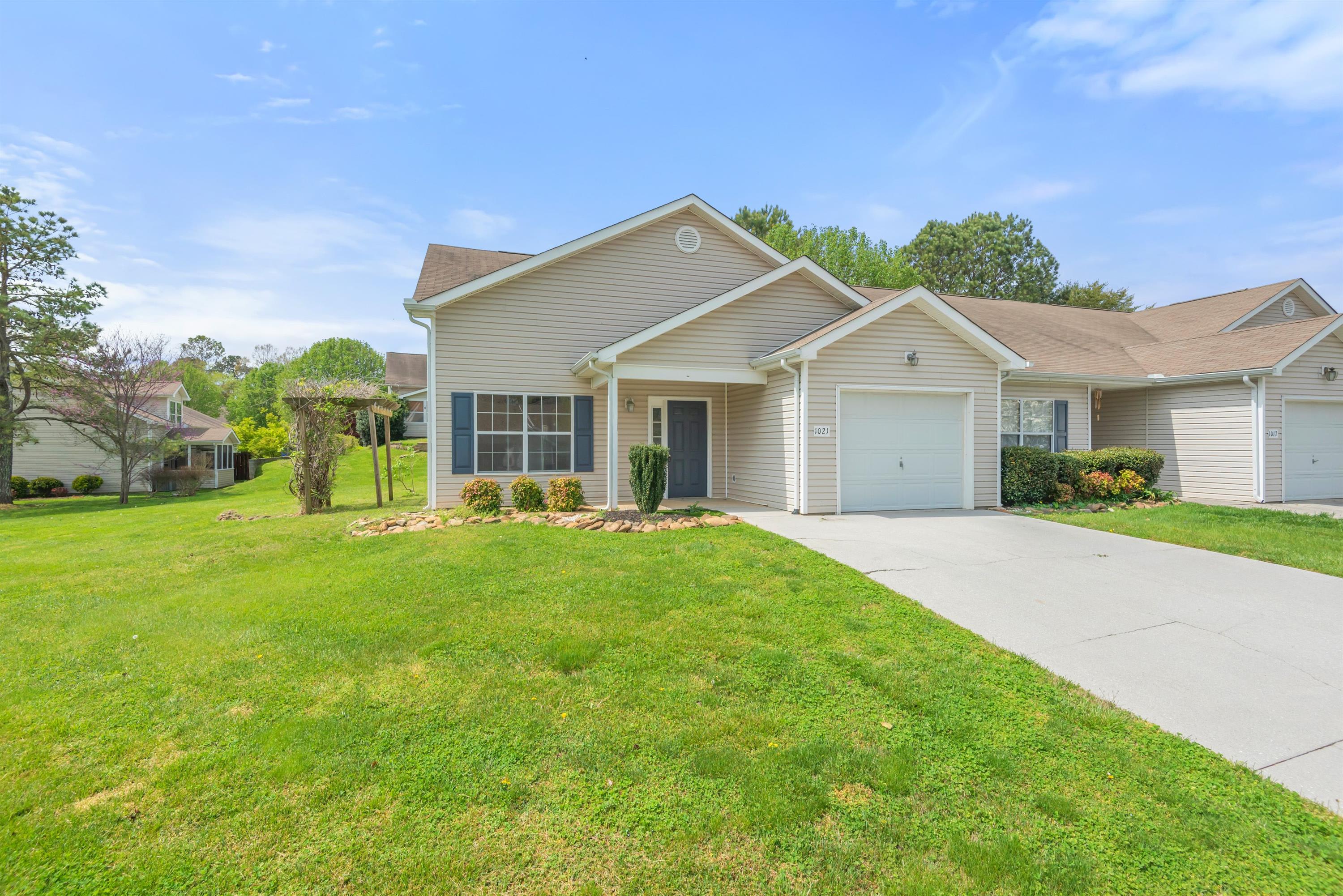 1021 Brittany Deanne Lane – photo 3