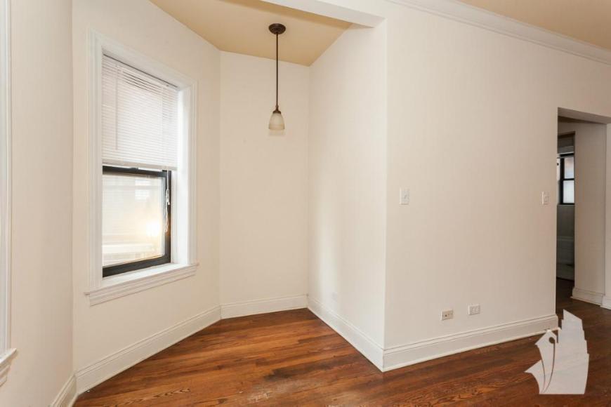 750 West Addison St. – photo 5