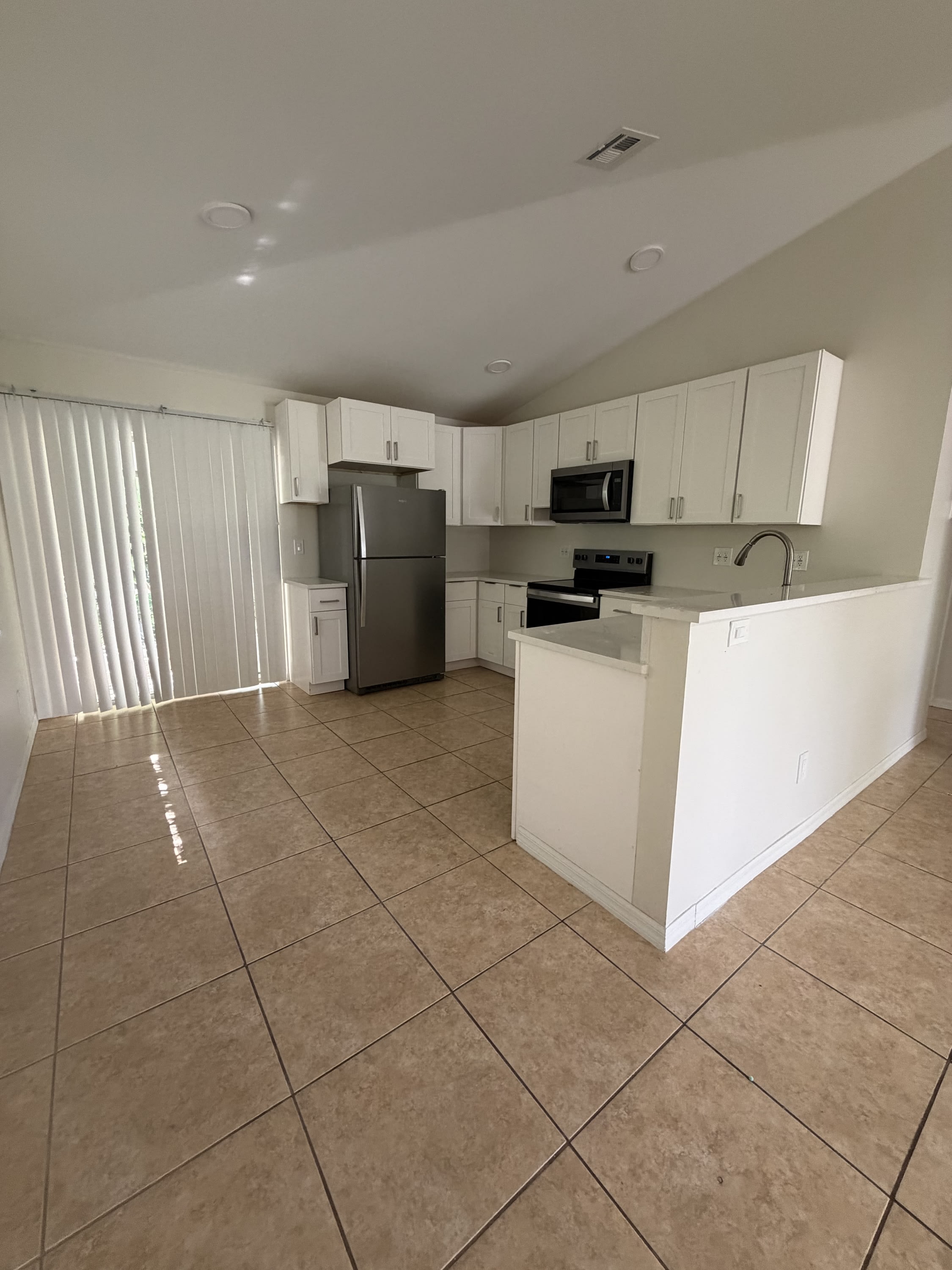 9209 Seville Road – photo 5
